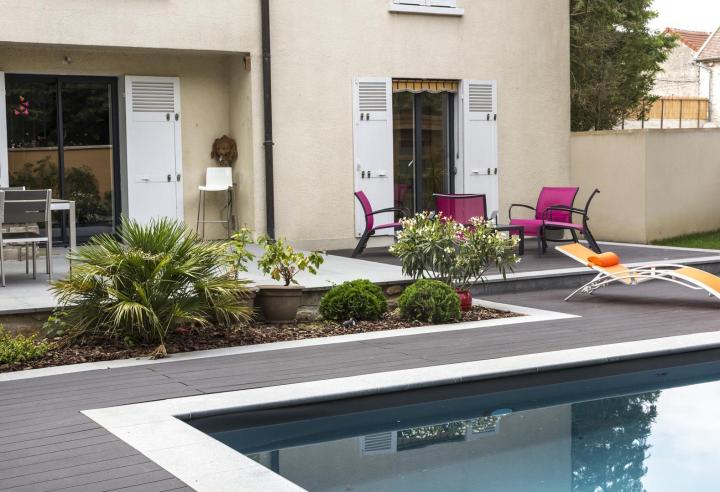 Nous vous proposons pour la réalisation de vos terrasses du dallage en pierres naturelles ou en pierres reconstituées